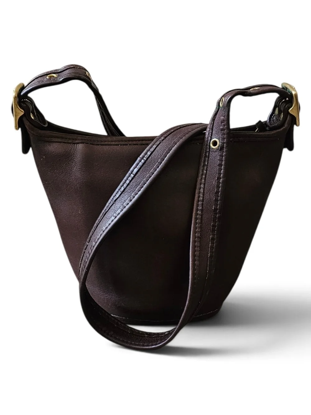Vintage 9019 Coach Bucket Crossbody Bag